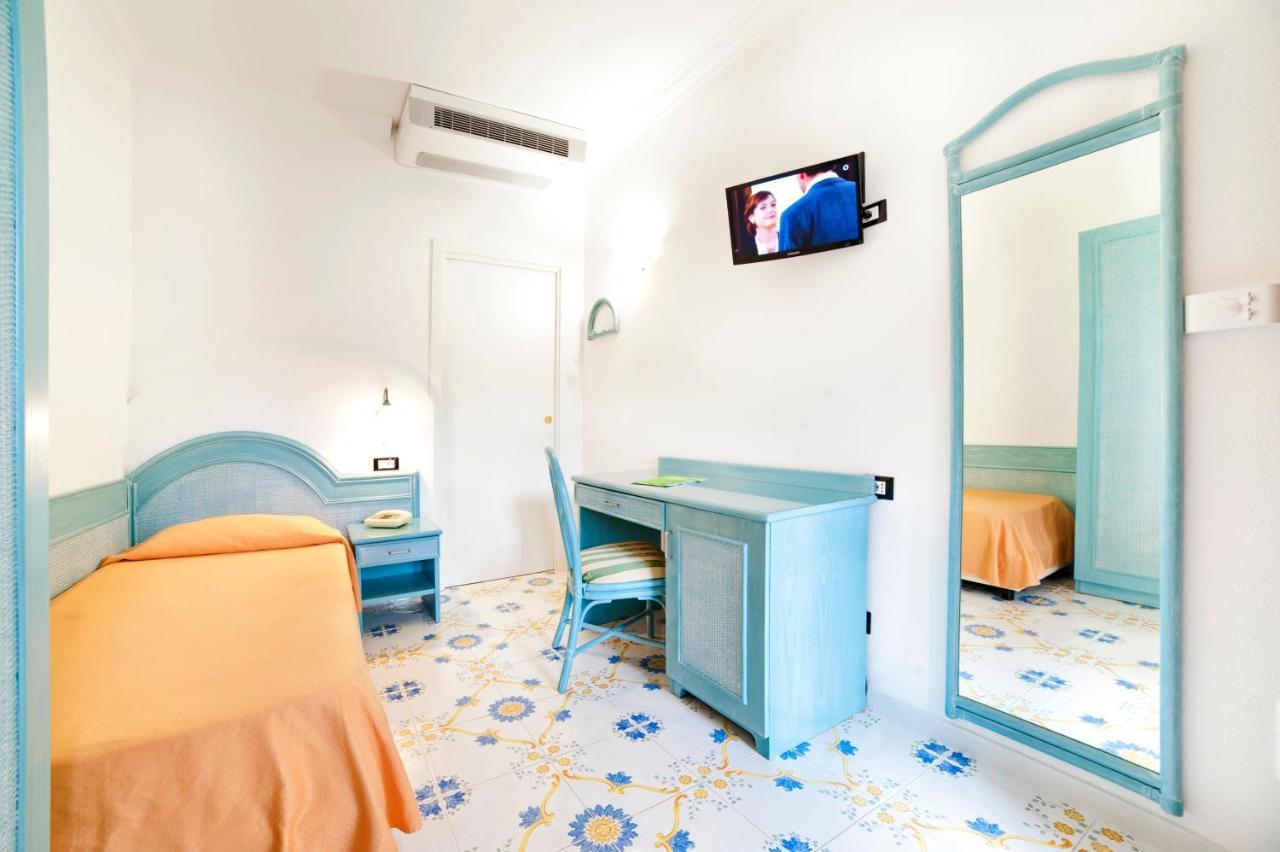 Park Hotel Terme Mediterraneo Forio  Exterior photo